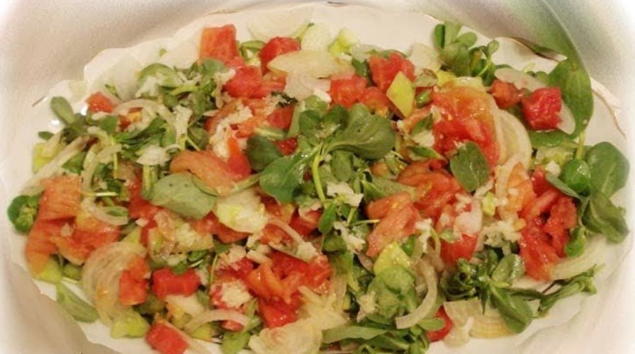 Soslu Semizotu Salatası Tarifi